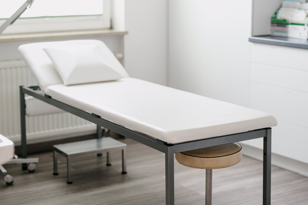 hausarzt-sigmarszell-behandlungszimmer hausarzt-sigmarszell-behandlungszimmer
